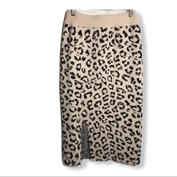 Chicwish Once Upon a Time Leopard Knit Midi - Picture 2 of 8